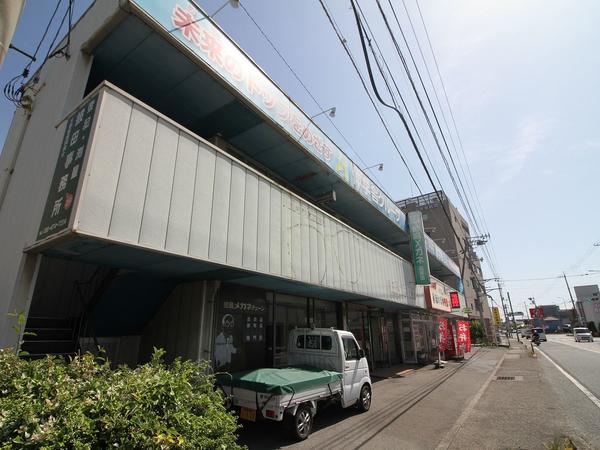 石井町国道１９２号線沿い（＾＾♪広めの店舗募集中です！７２㎡の広さがあります。以前は眼鏡屋さんでした！見学の際はお気軽にご相談ください。