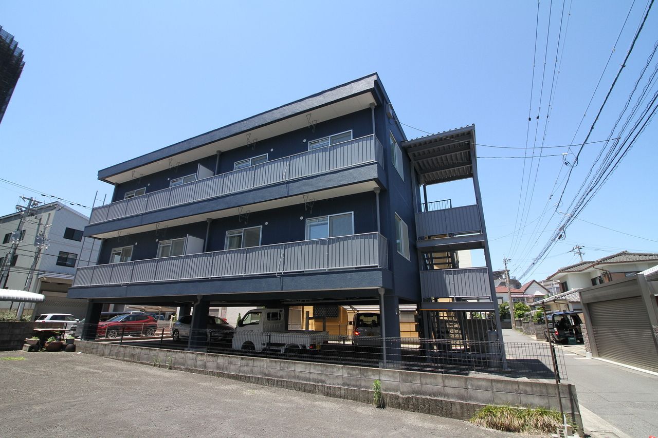 平尾マンション☆★東側からの外観(^^♪